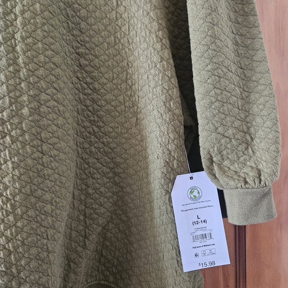 Time and Tru Women's Top - Picture 6 of 7